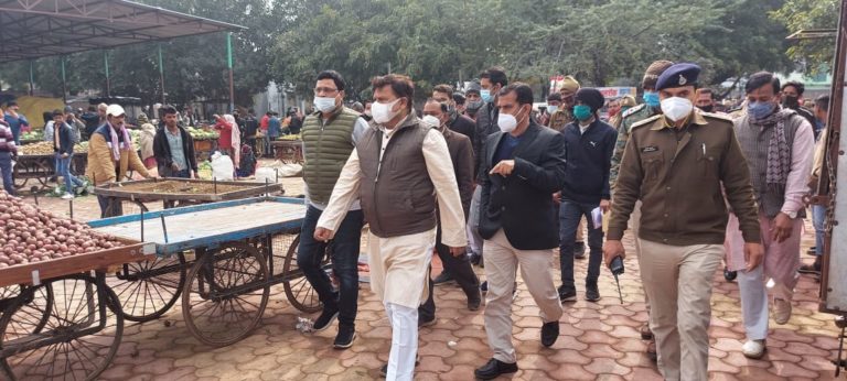 ऊर्जा मंत्री श्री तोमर ने दिये आवश्यक दिशा निर्देश।