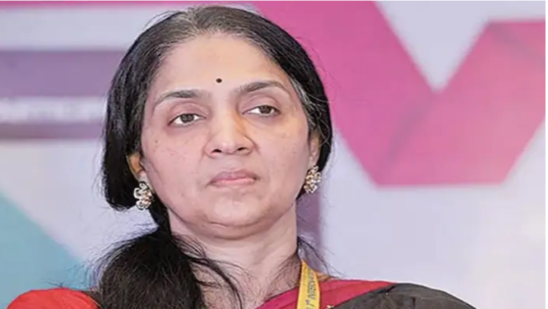 नई दिल्ली : योगी चलाता रहा स्टॉक एक्सचेंज ?, NSE की पूर्व CEO के खुलासे से मचा हड़कंप।