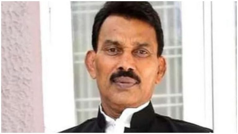 ग्वालियर : किसानों के खातों में 202 करोड़ 90 लाख रूपए की फसल क्षति राशि सिंगल क्लिक से किसानों के खातों में डाली।