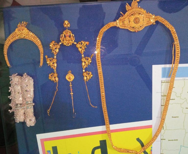 जबलपुर : शादी के दौरान चोरी गये 6 लाख 45 हजार रूपये कीमती जेवर जिला राजगढ़ से बरामद।